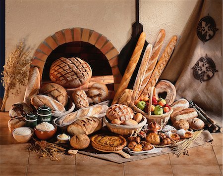 Assorted bread loaves and milkbreads Stock Photo - Rights-Managed, Code: 825-05836593