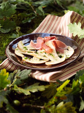 simsearch:652-05807978,k - Cep and raw ham Carpaccio Stock Photo - Rights-Managed, Code: 825-05836806