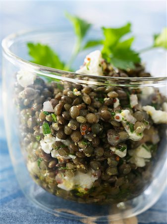 Salade de lentilles chaudes avec feta et échalotes Photographie de stock - Rights-Managed, Code: 825-05837090