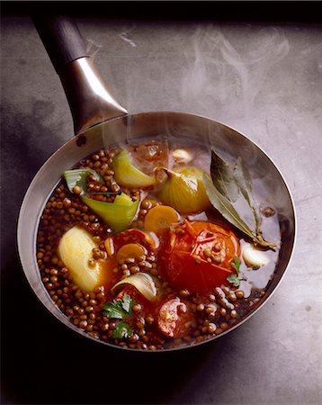 sausage and potato - lentil soup Stock Photo - Rights-Managed, Code: 825-05984990