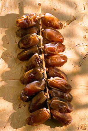 dattel - Fresh dates Stock Photo - Rights-Managed, Code: 825-05985233