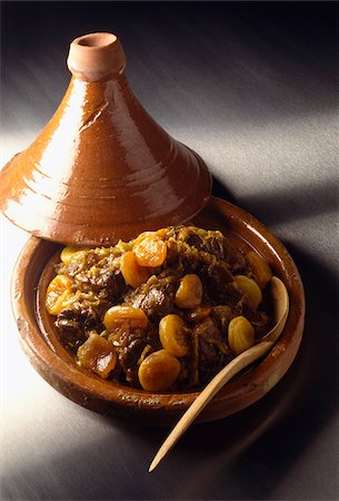 simsearch:825-02307052,k - Tajine with apricots Stock Photo - Rights-Managed, Code: 825-05985323