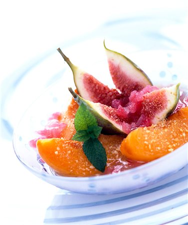 Fruit with sorbet Stock Photo - Rights-Managed, Code: 825-05985458