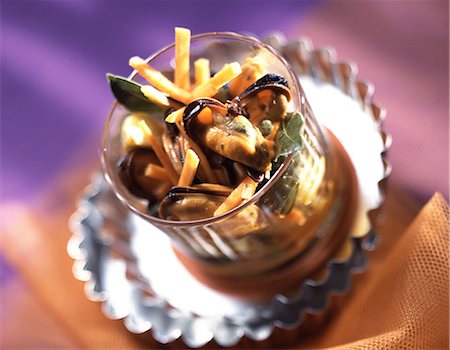 Mussels in Escabèche marinade sauce Stock Photo - Rights-Managed, Code: 825-05985451