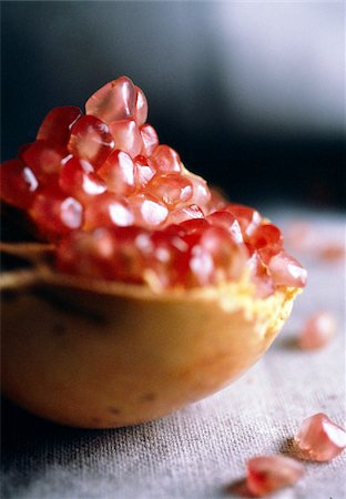 pulp - pomegranate Stock Photo - Rights-Managed, Code: 825-05985625