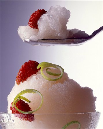 sherbet ice - glaces et fruits d'été Photographie de stock - Rights-Managed, Code: 825-05985631