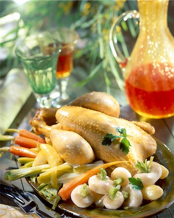 decanter (not wine) - chicken boiled with vegetables Stock Photo - Rights-Managed, Code: 825-05985878