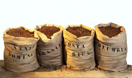 simsearch:825-05988519,k - Sacks of coffee beans Foto de stock - Con derechos protegidos, Código: 825-05986013