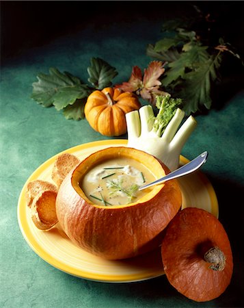 simsearch:825-05811460,k - creamed pumpkin and fennel soup Foto de stock - Con derechos protegidos, Código: 825-05986095