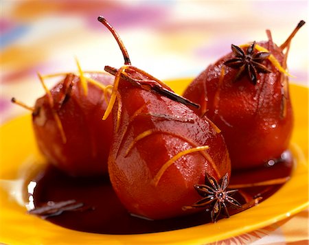 simsearch:825-03628530,k - pears in wine Stock Photo - Rights-Managed, Code: 825-05986116