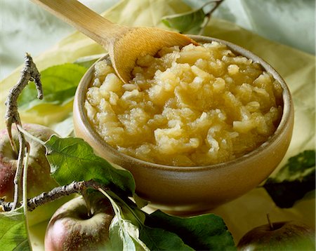 rustic spoon - stewed apple Stock Photo - Rights-Managed, Code: 825-05986204