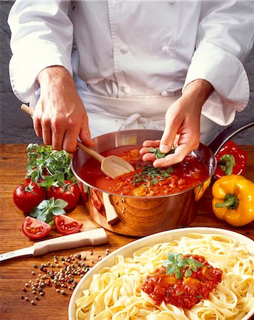 spaghetti - piperade sauce Stock Photo - Rights-Managed, Code: 825-05986263