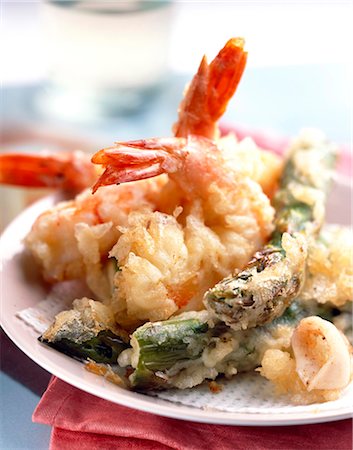 crispy fried asparagus and prawns Foto de stock - Con derechos protegidos, Código: 825-05986534