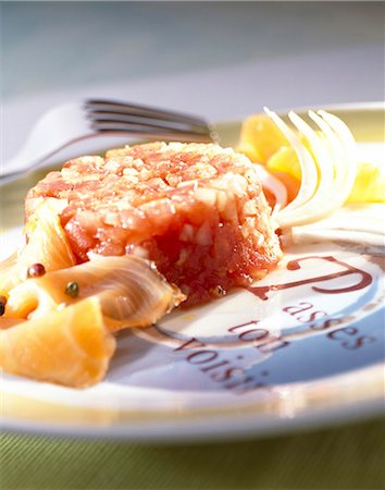 salmon on a plate - salmon tartare Stock Photo - Rights-Managed, Code: 825-05986722