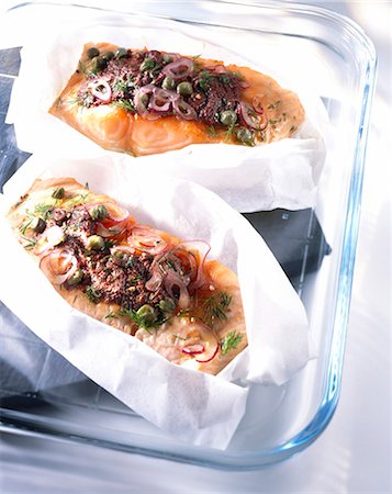 simsearch:825-05986458,k - salmon papillote with tapenade Stock Photo - Rights-Managed, Code: 825-05986787