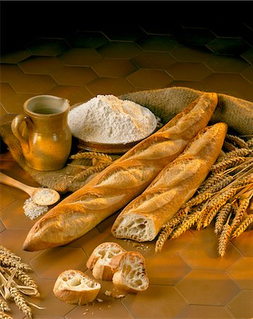 french breads - baguettes in rustic setting Stock Photo - Rights-Managed, Code: 825-05987203