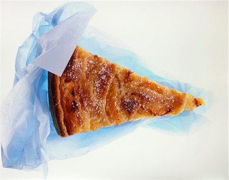 simsearch:825-07078163,k - Orange and grapefruit tart Foto de stock - Con derechos protegidos, Código: 825-05987218