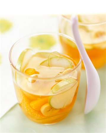 spoon with syrup - Apple, orange and banana fruit salad Stock Photo - Rights-Managed, Code: 825-05987400