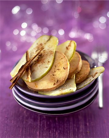 foie gras and pear Stock Photo - Rights-Managed, Code: 825-05987447