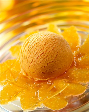 sorbet - crème glacée mandarine Photographie de stock - Rights-Managed, Code: 825-05987630