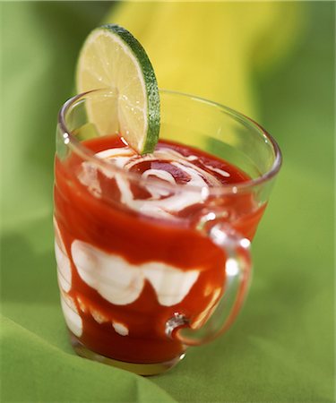 simsearch:652-03802383,k - Iced tomato soup Stock Photo - Rights-Managed, Code: 825-05987757