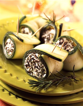 Courgette rolls Stock Photo - Rights-Managed, Code: 825-05987940