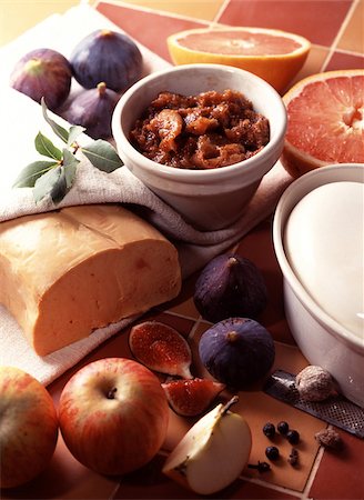 simsearch:825-05814404,k - Foie gras and fig confit Stock Photo - Rights-Managed, Code: 825-05988020