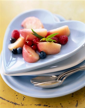 summer fruit with verbena Stock Photo - Rights-Managed, Code: 825-05988185