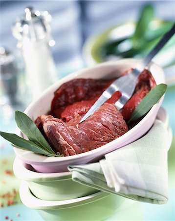 simsearch:652-03803644,k - Raw beef dish Stock Photo - Rights-Managed, Code: 825-05988317