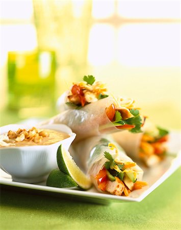 simsearch:825-05989041,k - spring rolls Stock Photo - Rights-Managed, Code: 825-05988466