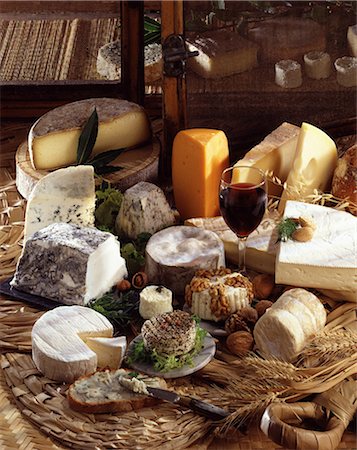 platter - Selection of cheeses Stock Photo - Rights-Managed, Code: 825-05988615