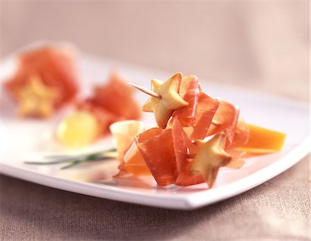 stuzzicadenti - Parma ham appetizer Fotografie stock - Rights-Managed, Codice: 825-05989051