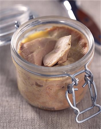 Jar of foie gras Stock Photo - Rights-Managed, Code: 825-05989070