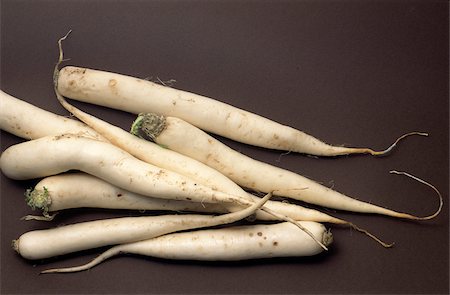 simsearch:825-05988808,k - Long white radishes Stock Photo - Rights-Managed, Code: 825-05989339