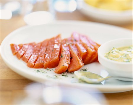 simsearch:825-06046540,k - Silver salmon with dill tartare sauce Fotografie stock - Rights-Managed, Codice: 825-05989608