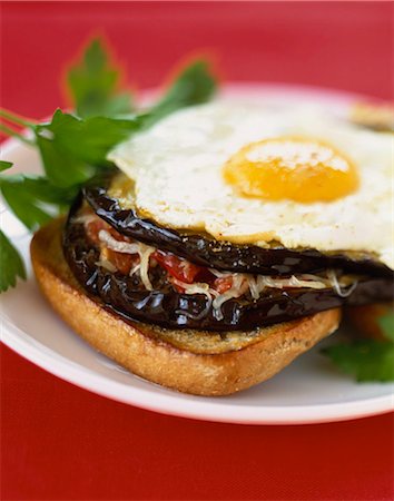 simsearch:825-05986076,k - Eggplant Croque-madame toasted Stock Photo - Rights-Managed, Code: 825-05989690