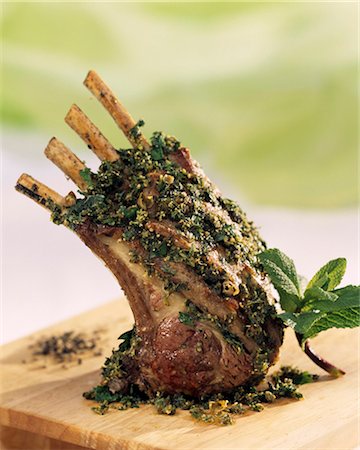 lamb chops with herbs Stock Photo - Rights-Managed, Code: 825-05990216