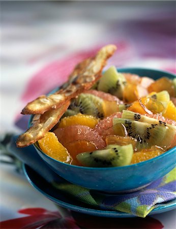 simsearch:652-03804686,k - winter fruit salad Foto de stock - Con derechos protegidos, Código: 825-05990320