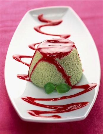 strawberry mousse - mint mousse with strawberry sauce Stock Photo - Rights-Managed, Code: 825-05990525