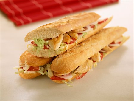 simsearch:825-05988992,k - poultry sandwich Foto de stock - Direito Controlado, Número: 825-05990564