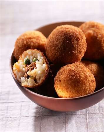 fried rice bowl - beef arancini balls Stock Photo - Rights-Managed, Code: 825-05990631