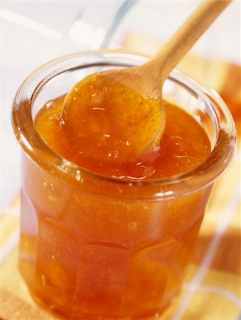 simsearch:652-03803933,k - Confiture orange Photographie de stock - Rights-Managed, Code: 825-05990951