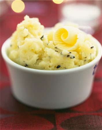 Mashed potatoes with truffles Stock Photo - Rights-Managed, Code: 825-06046426