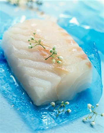 fresh blue fish - Piece of raw cod Stock Photo - Rights-Managed, Code: 825-06046552