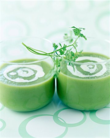 Cream of broccoli and chervil soup Stock Photo - Rights-Managed, Code: 825-06046603