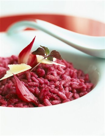 simsearch:652-03801346,k - Risotto aux betteraves Photographie de stock - Rights-Managed, Code: 825-06046695