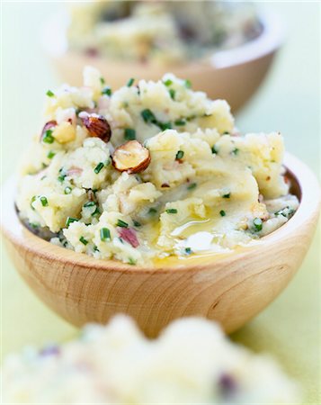 Mashed potatoes with olive oil and crushed hazelnuts Stock Photo - Rights-Managed, Code: 825-06046780