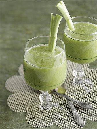 Broccoli smoothie Stock Photo - Rights-Managed, Code: 825-06047190