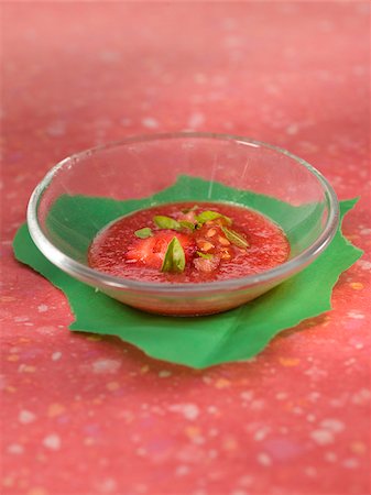 simsearch:825-02308239,k - Tomato and strawberry gaspacho Stock Photo - Rights-Managed, Code: 825-06047346