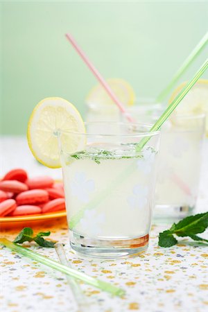 simsearch:825-05985895,k - Home-made lemonade Stock Photo - Rights-Managed, Code: 825-06047502